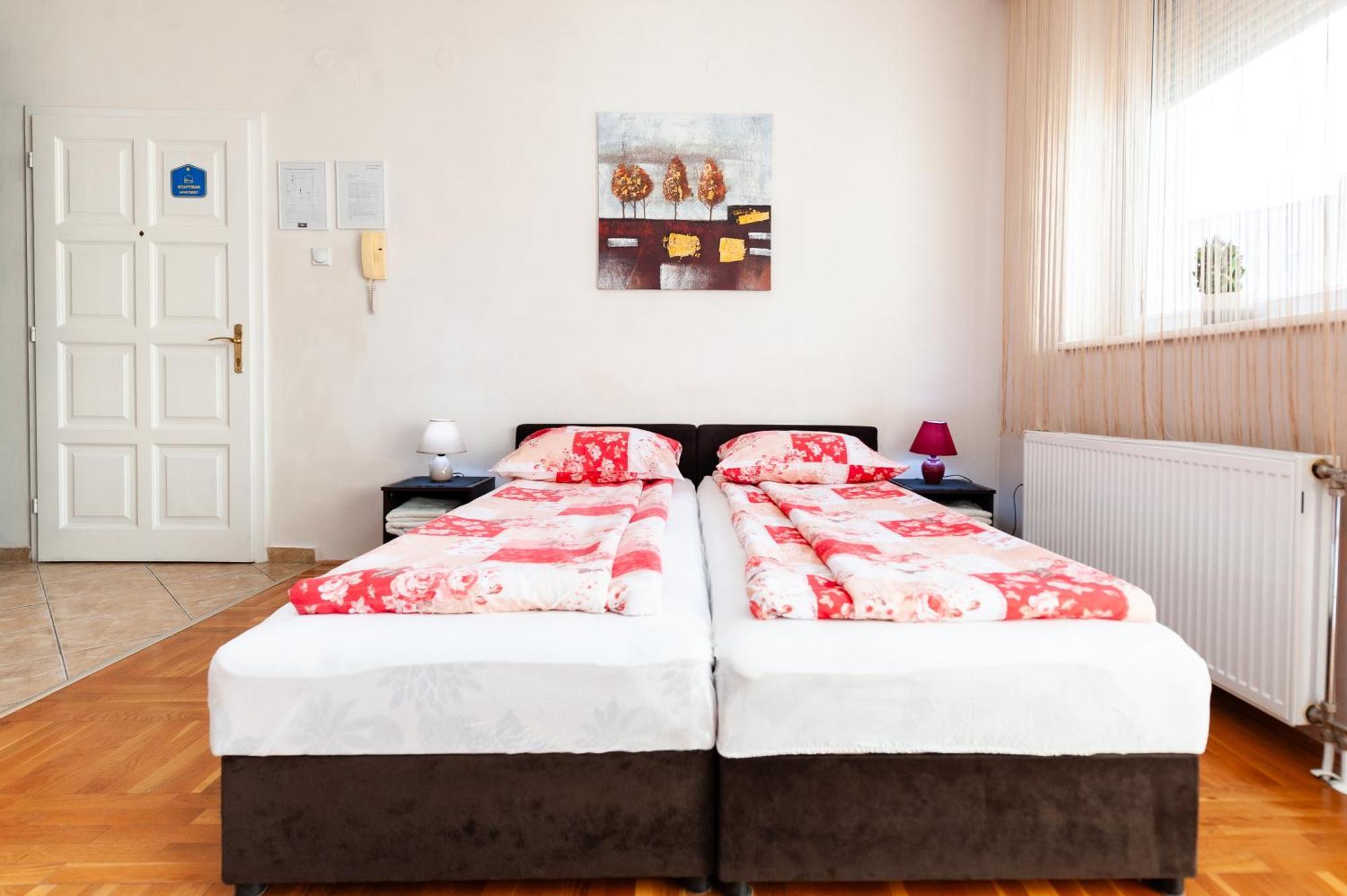 Momo'S Studio Apartment Subotica Exteriér fotografie