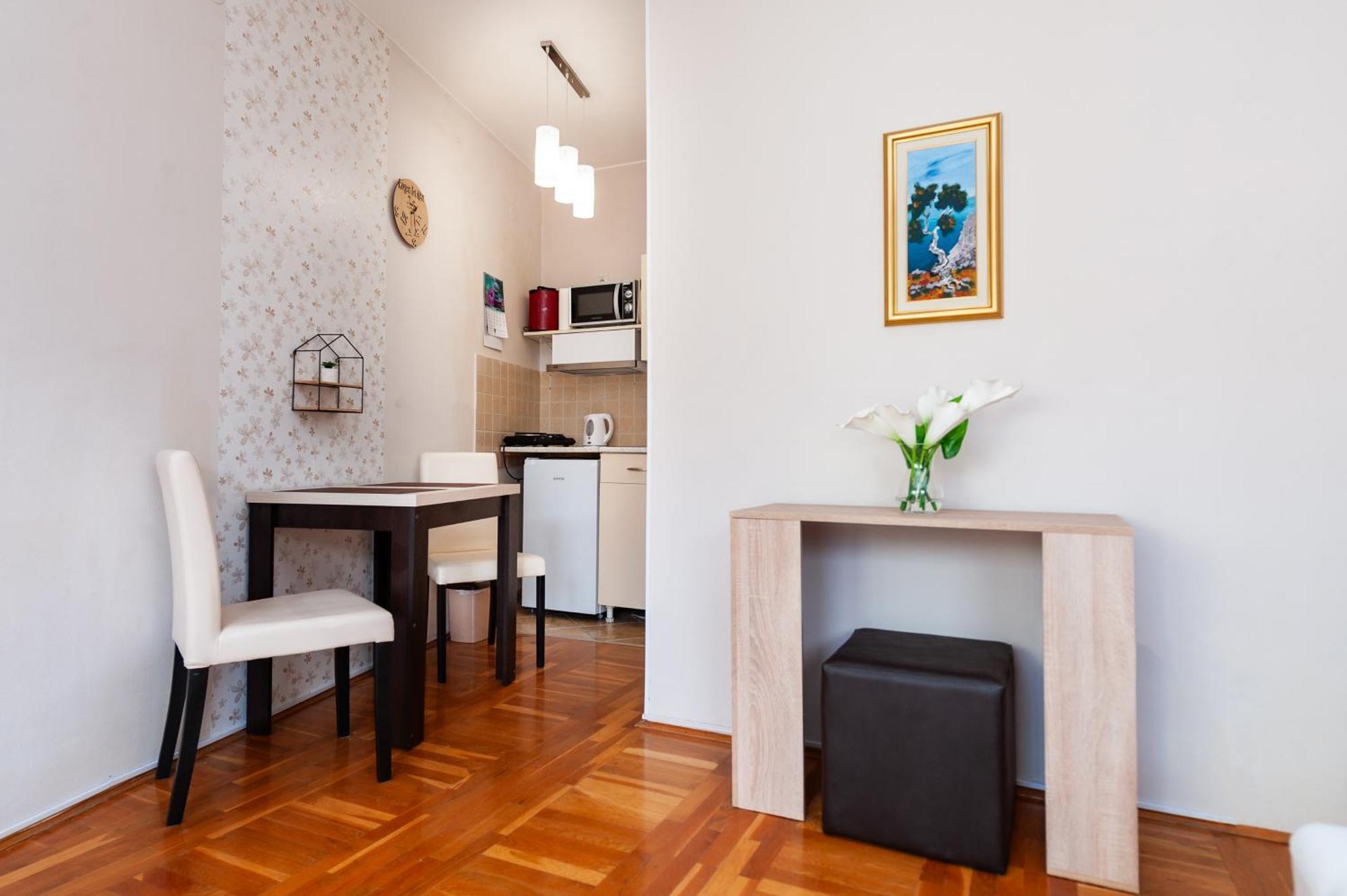 Momo'S Studio Apartment Subotica Exteriér fotografie